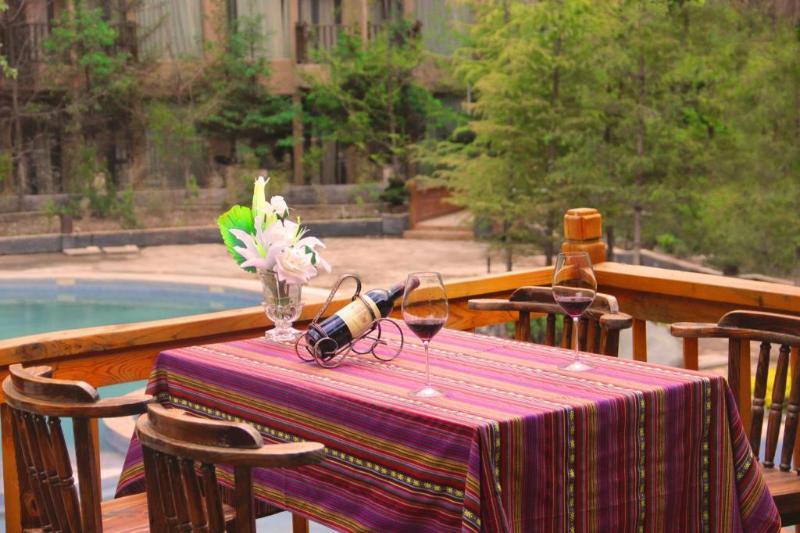 Howard Johnson Tian Yuan Jiuzhaigou Exterior foto